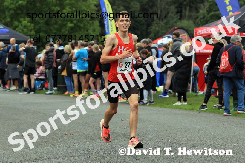 Senior mens Northern 6 Stage Relay, 2023 Northern 6 and 4 Stage Relays and Youngsters, Birkenhead Park, Wirral.  Photo: David T. Hewitson/Sports for All Pics